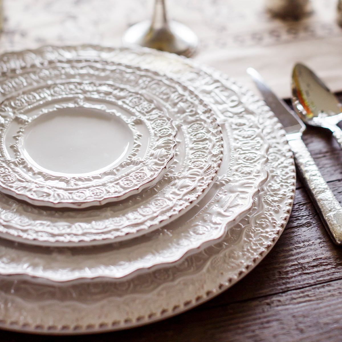 Renaissance White Dinner Plate