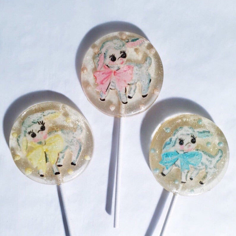 Fondant Easter Lamb Lollipops