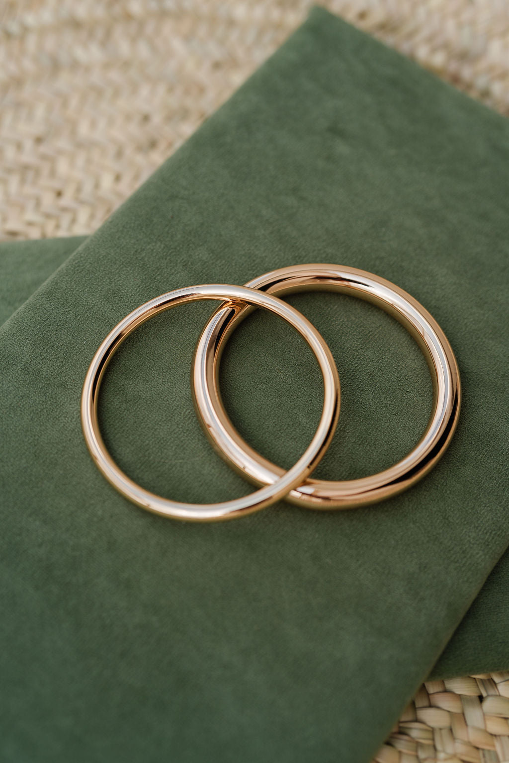 Large Gold Maren Hollow Tube Bangle