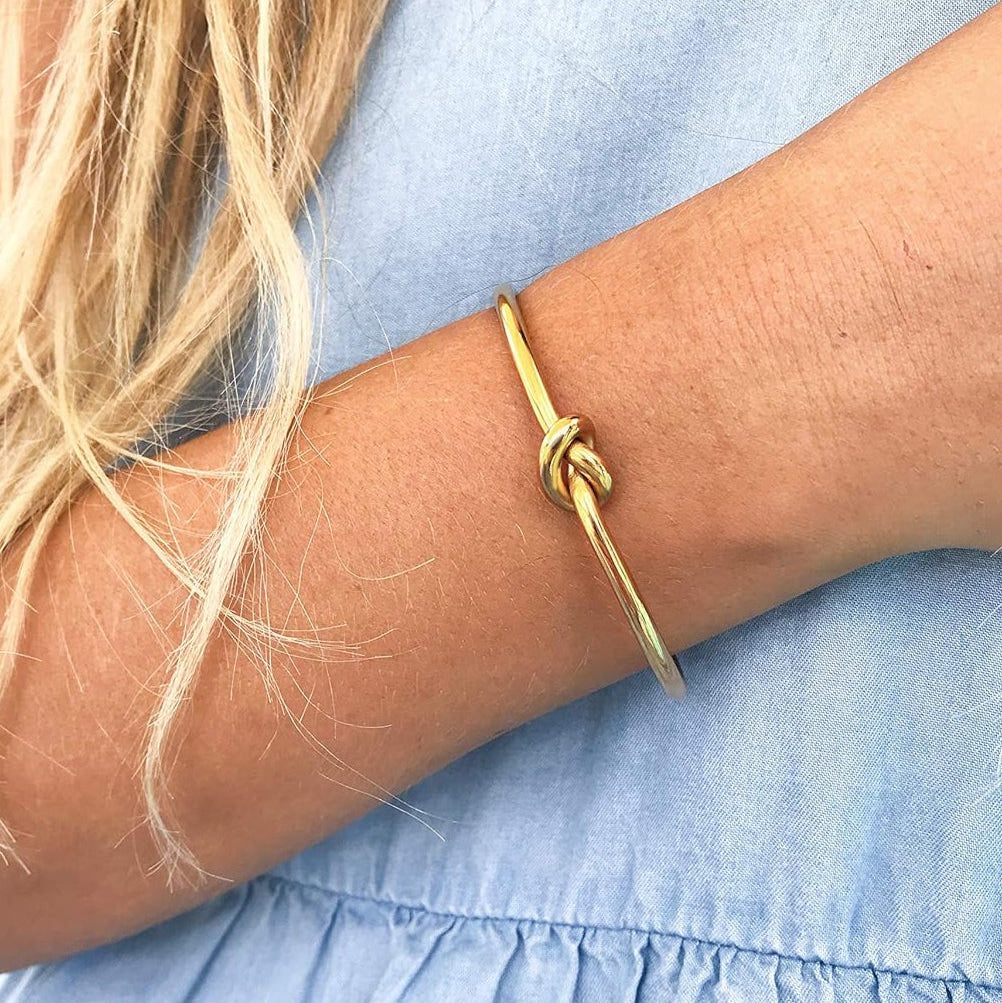 Love Knot Gold Bracelet