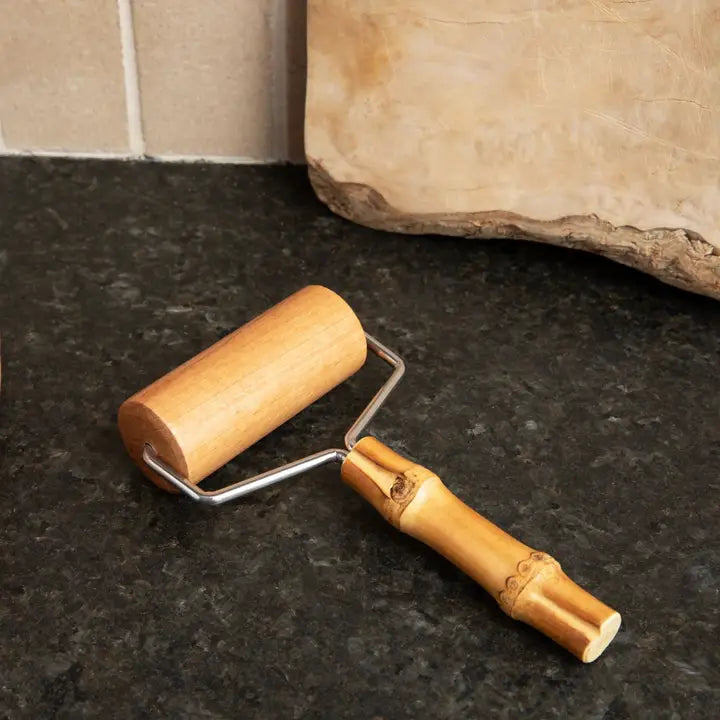 Bamboo Baking and Pizza Roller