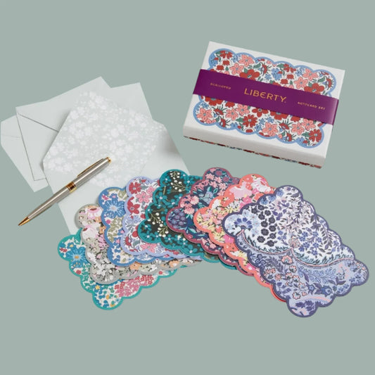 Liberty Scalloped Shaped Notecard Set